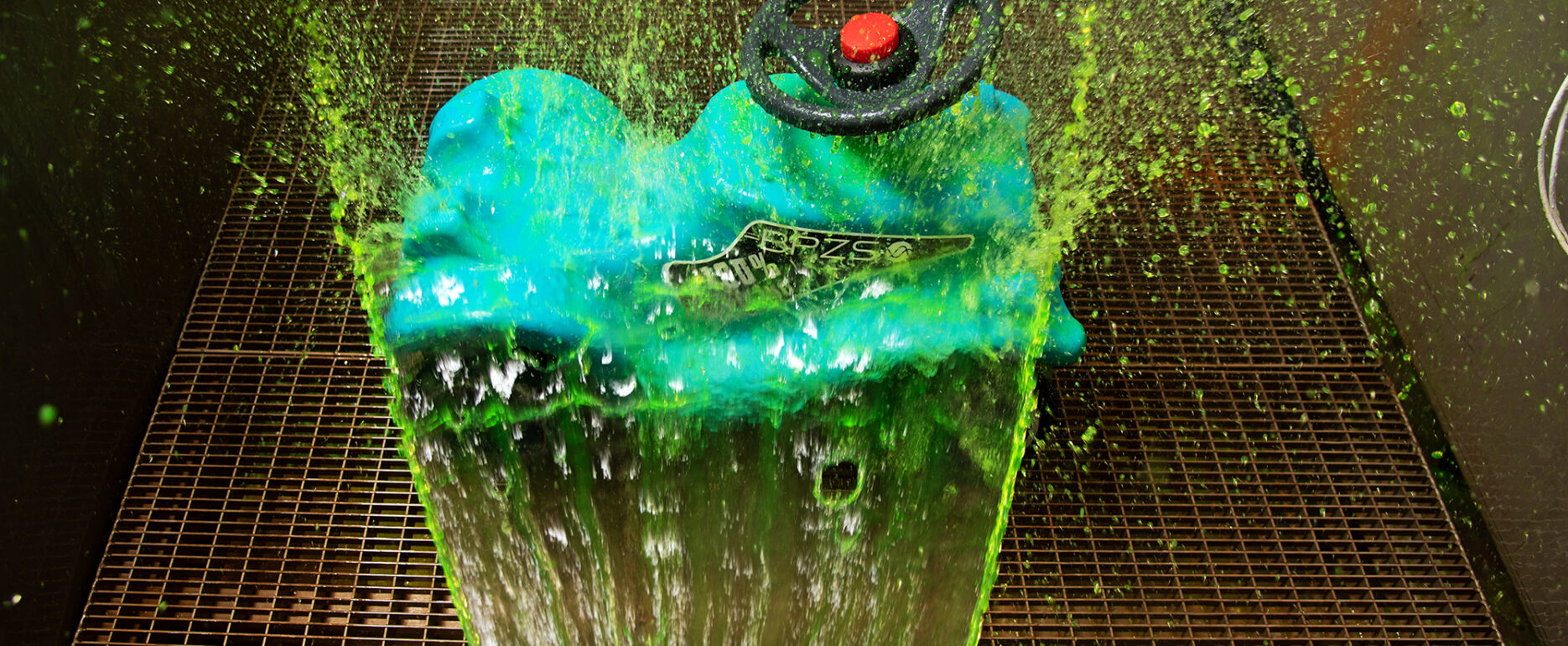 Schwallwasser, Schockprüfung, ISO16750-4, BMW 95024-3-1, GS 95003-4, VW80000, LV124, Bauteilprüfzentrum Scheller GmbH, BPZS