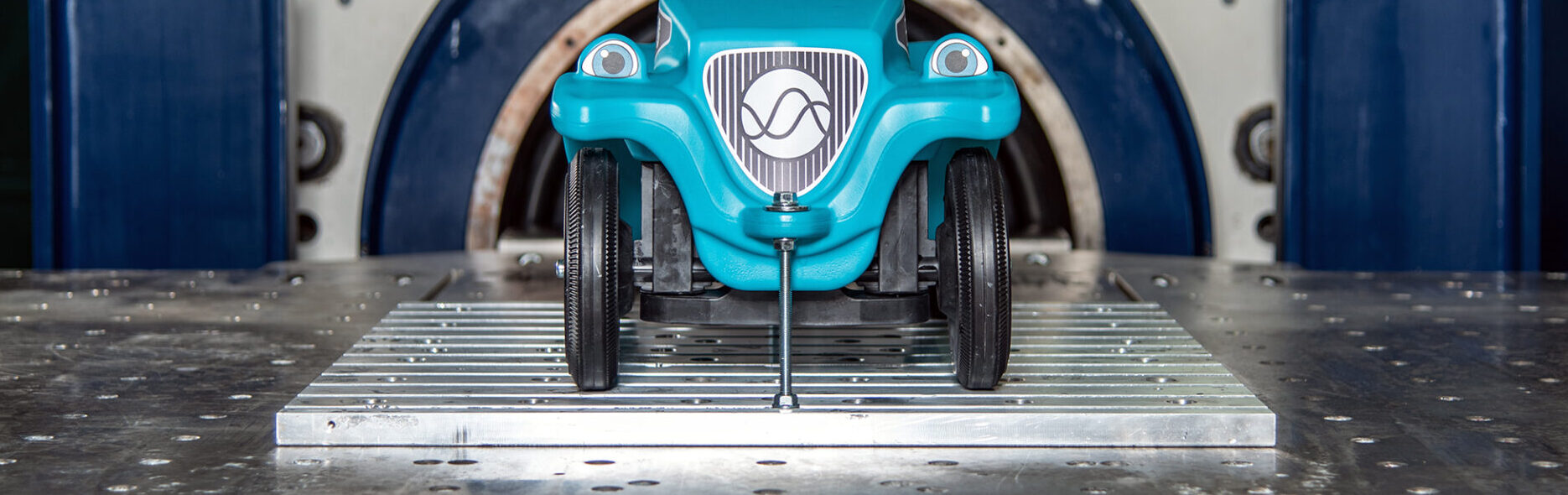 Vibration, Mechanischer Schock, DIN EN 60068, DIN EN 60512, Sinus, Rauschen, Bauteilprüfzentrum Scheller GmbH, BPZS